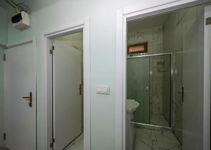 Xalila & Cafe Ladies * Istanbul