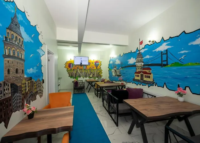 Xalila & Cafe Ladies Istanbul