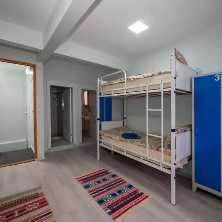 Xalıla Hostel&cafe Ladıes *