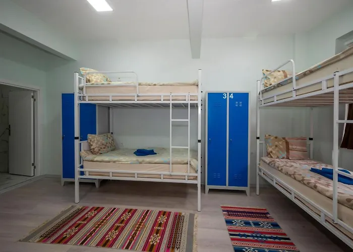 Hostel Xalila & Cafe Ladies